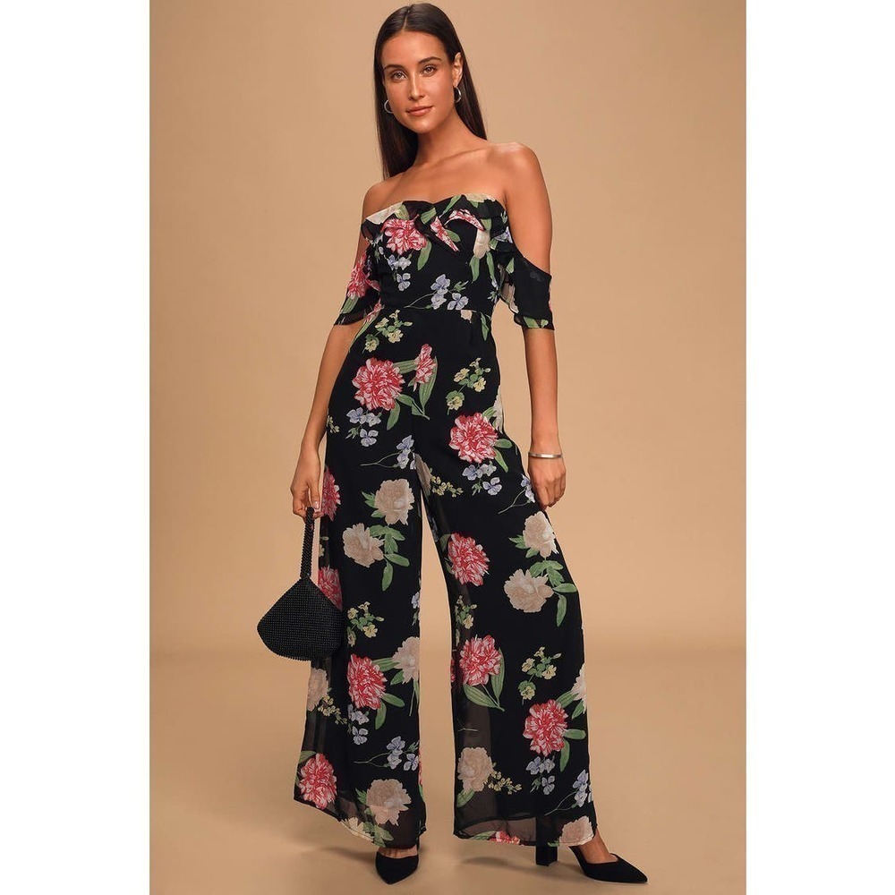 Lulus Florally Impressed Black Floral Print Jumpsuit Size Medium